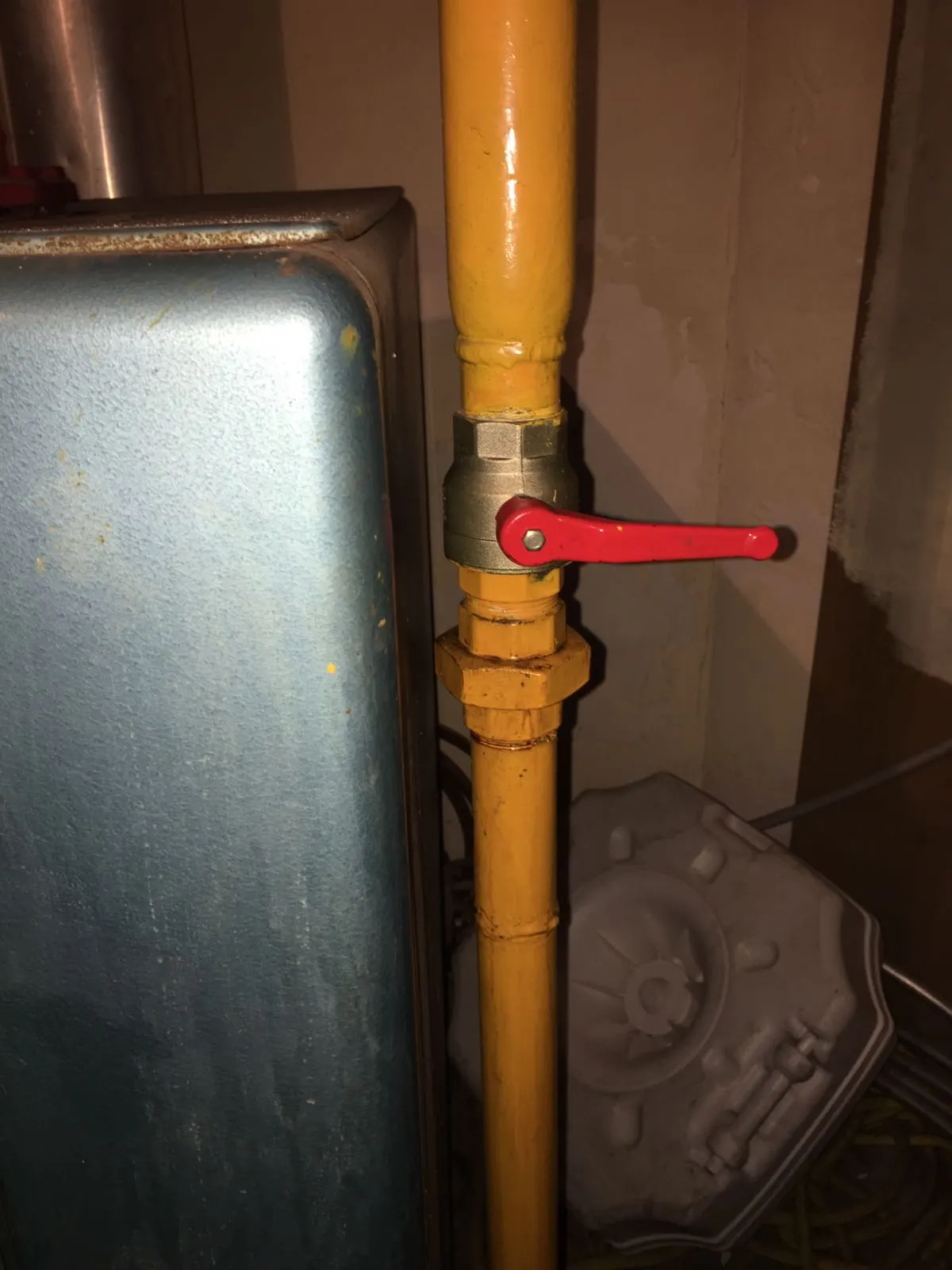 Vanne d'arrêt gaz sur l'alimentation d'une chaudière